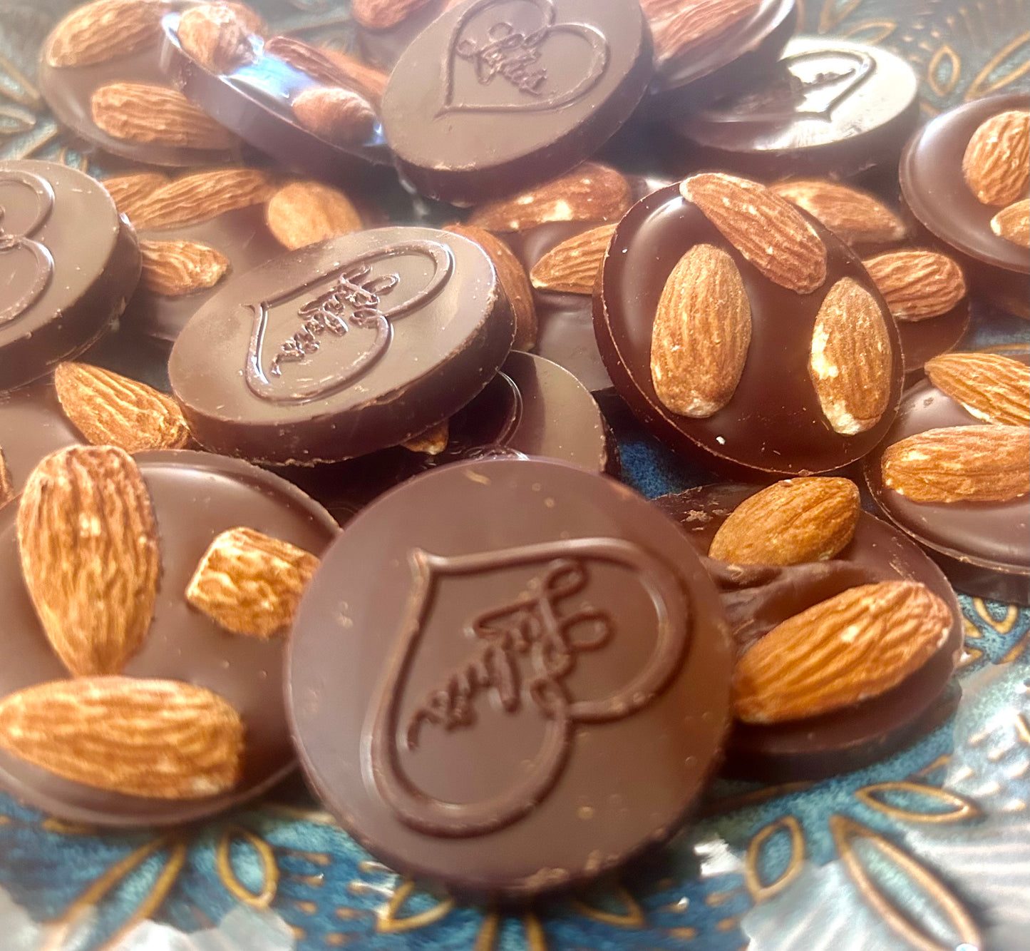 Lulu's - Handcrafted Raw, Organic 70% Salted Almond Chocolates - 3oz Package