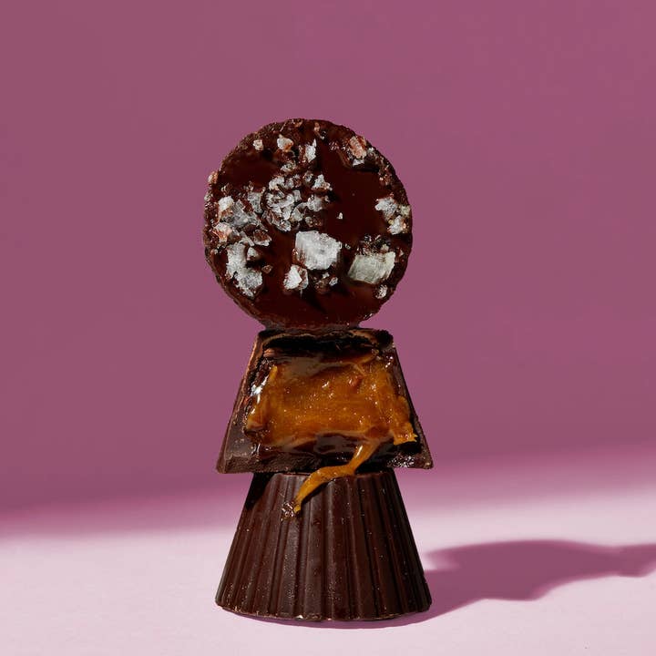 Coracao - Organic 6 Piece Valentine's Day Truffle Collection - 4oz